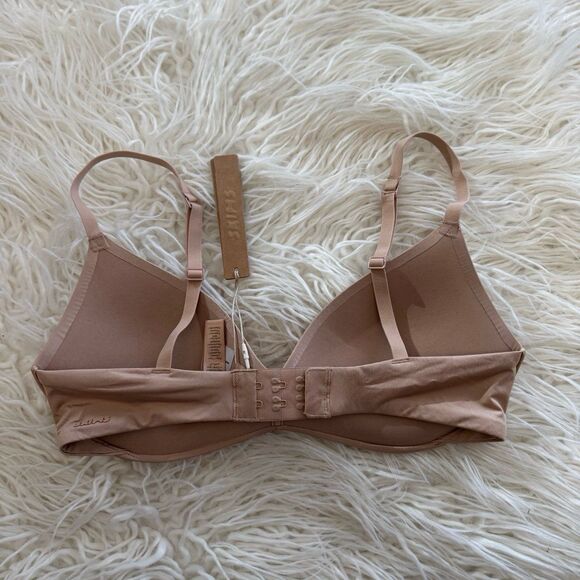 Skims Wireless Form Pushup Plunge Bra Clay Size 32C - Picture 6 of 9